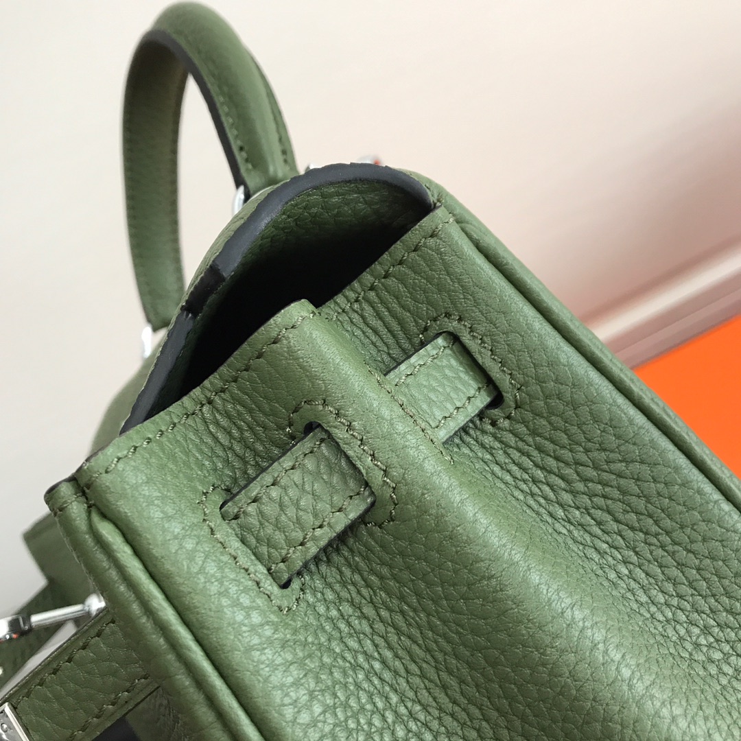 Hermes Kelly 32cm Handbag Shoulder Bag in Forest Green Togo Leather